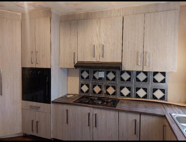 3 BEDROOM HOUSE FOR SALE IN SILUMA VIEW